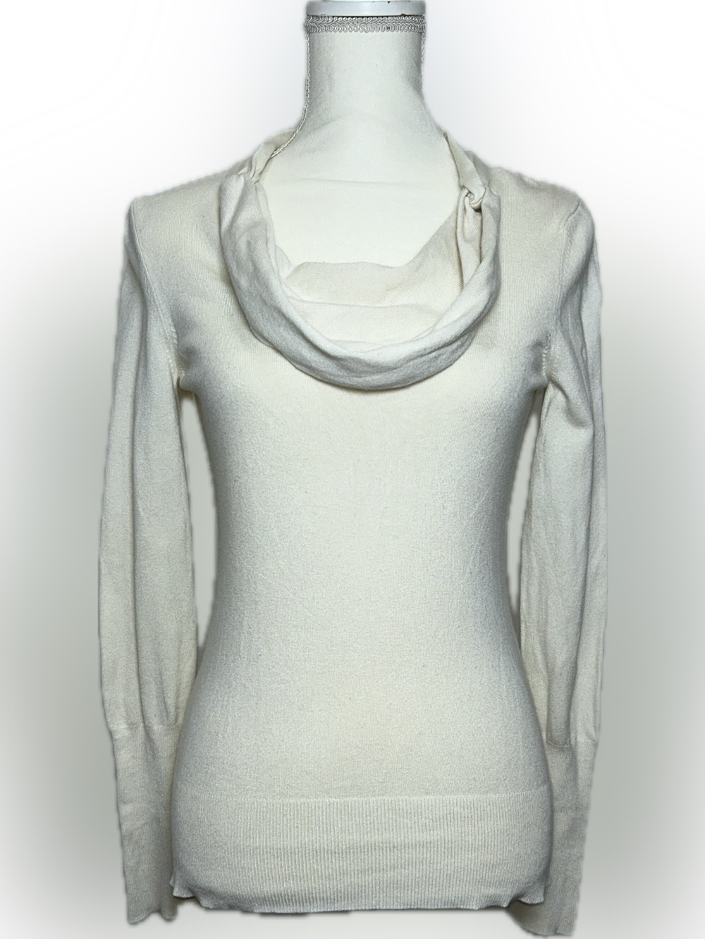 Classiques Entier Cream Cowl Neck Sweater Size XS